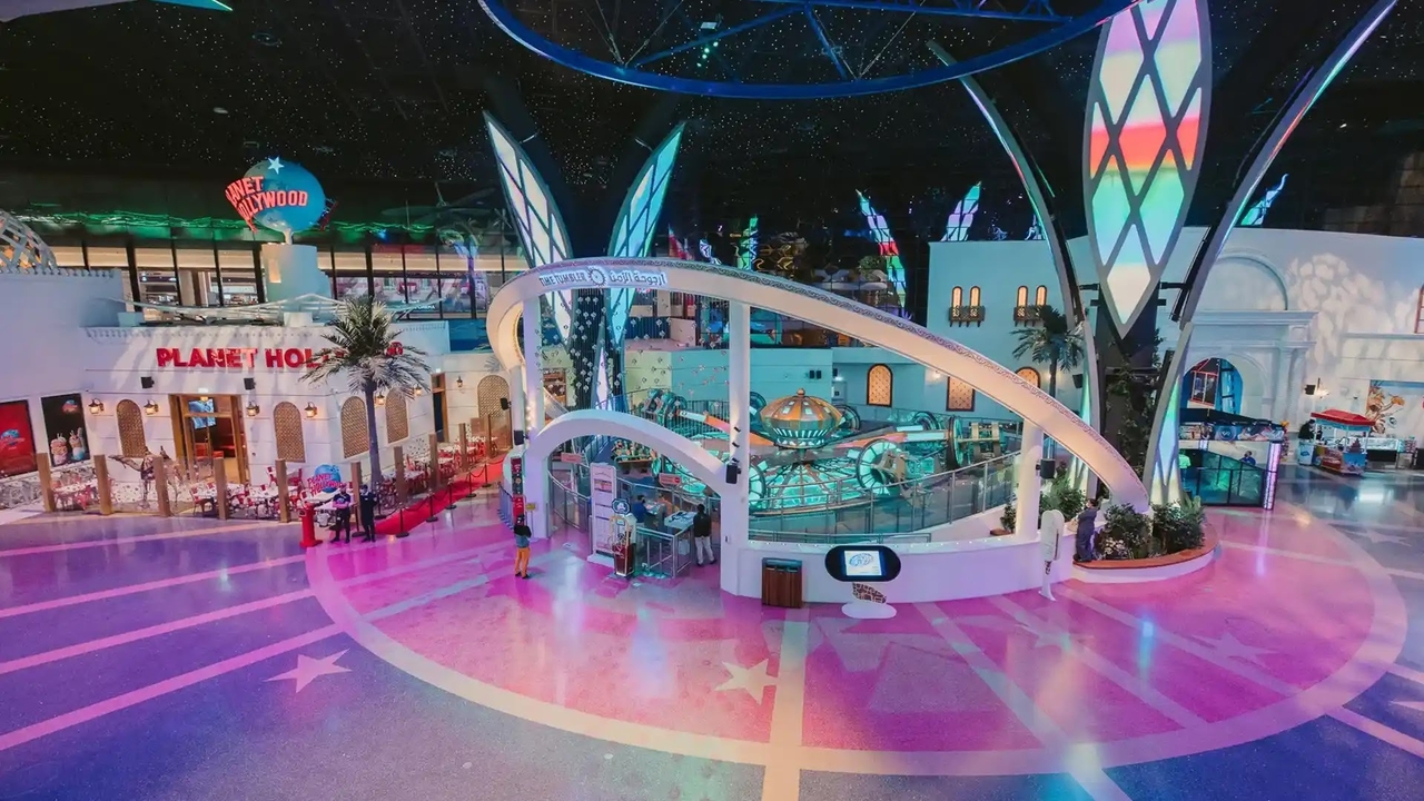 Indoor plaza with Time Tumbler ride at Doha Quest, Doha Oasis Msheireb